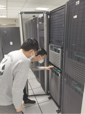 機房“扎營”輪班值守，全力保障IT系統穩定運行